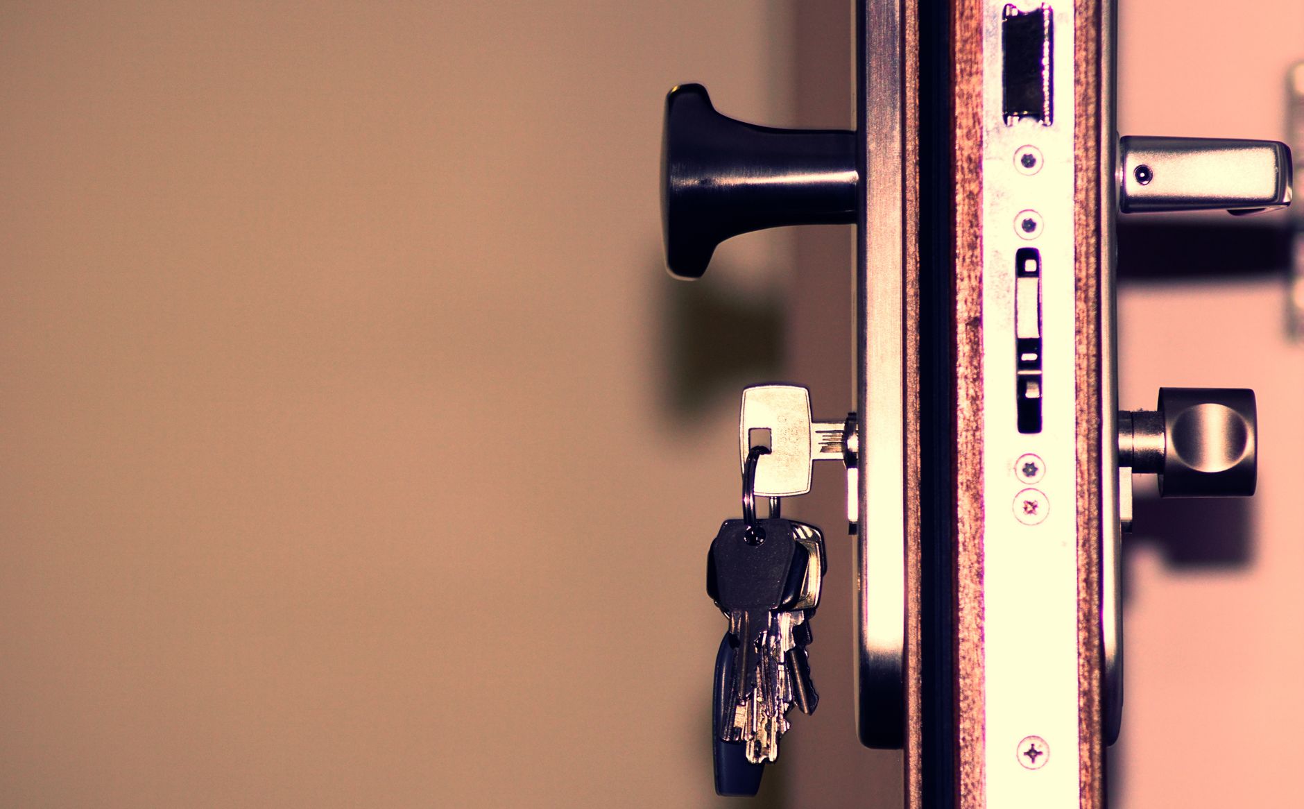 Door lock and keys, close up